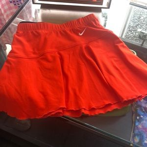 Super cute Nike Dri-Fit Tennis Skirt 🎾🍊